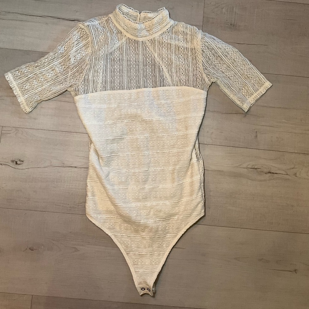 Abercrombie & Fitch Cream/Ivory Lace Bodysuit - XS